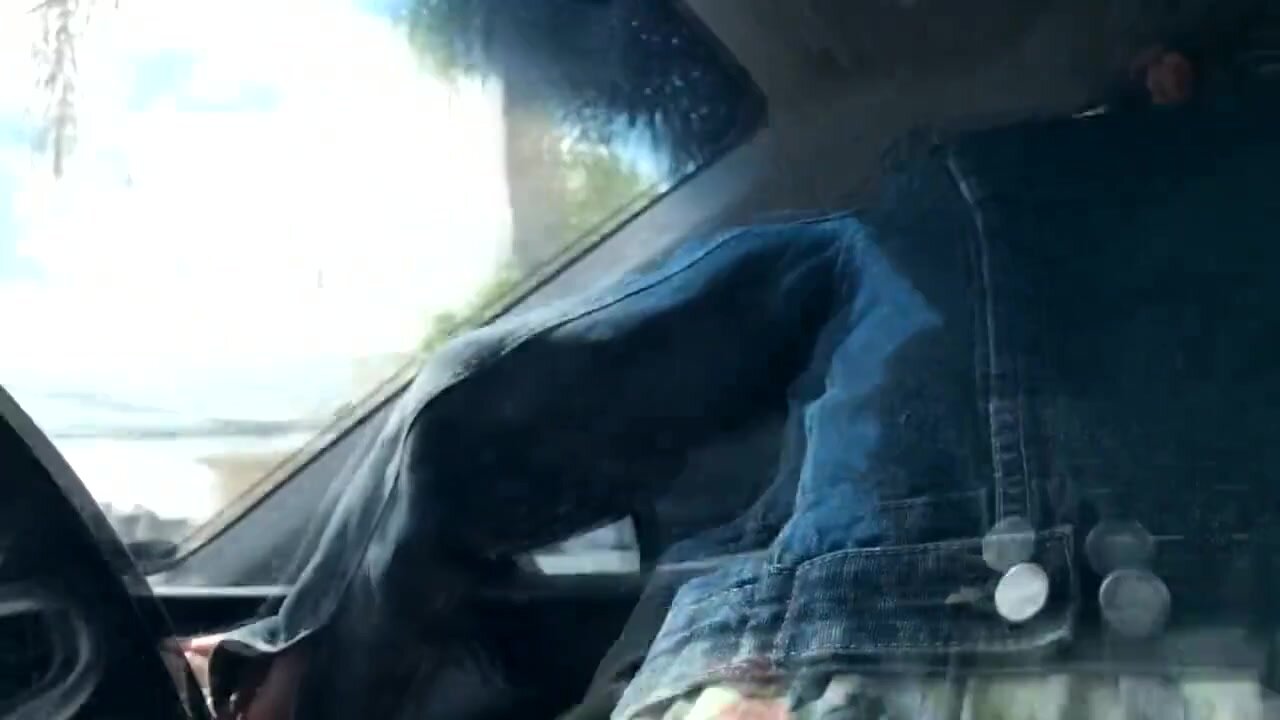 Ægte amatør offentlig sex i bilen næsten fanget billede billede